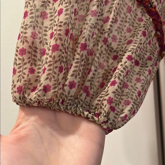 Misa Los Angeles Pink and Cream Floral Blouse, Size Large - Picture 4 of 12